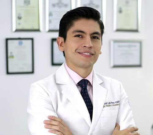 Dr. José Luis Flores Valdivia – Plastic Surgeon Tijuana, Mexico